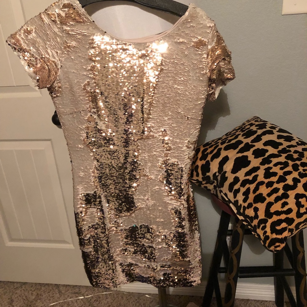 Stunning Ark & Co Gold Dipped Dress Small